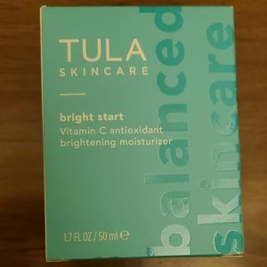 NIB TULA Bright Start Vitamin C Moisturizer